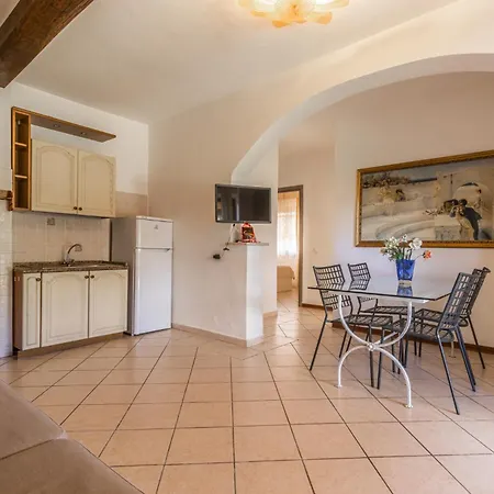 Baia Turchese Apartment Olbia